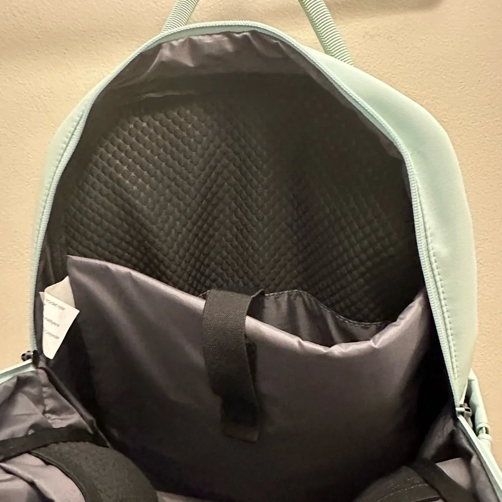 Open Story NWT Signature 16